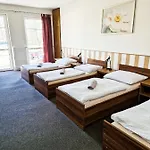 Ned Hockey Hotel 3*